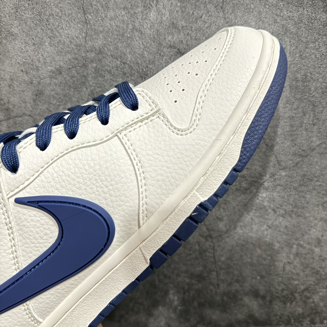 图片[6]-【定制版】海外爆款限量发售！Nike SB Dunk Low 斯图西联名——米白大蓝勾”  周年高端定制 低帮休闲板鞋 定制鞋盒 大厂纯原品质出货 超高清洁度 皮料切割干净无任何毛边 细节完美 货号：XY1688-009n Size:36 36.5 37.5 38 38.5 39 40 40.5 41 42 42.5 43 44 44.5 45 编码：HXS320340-莆田鞋批发中心