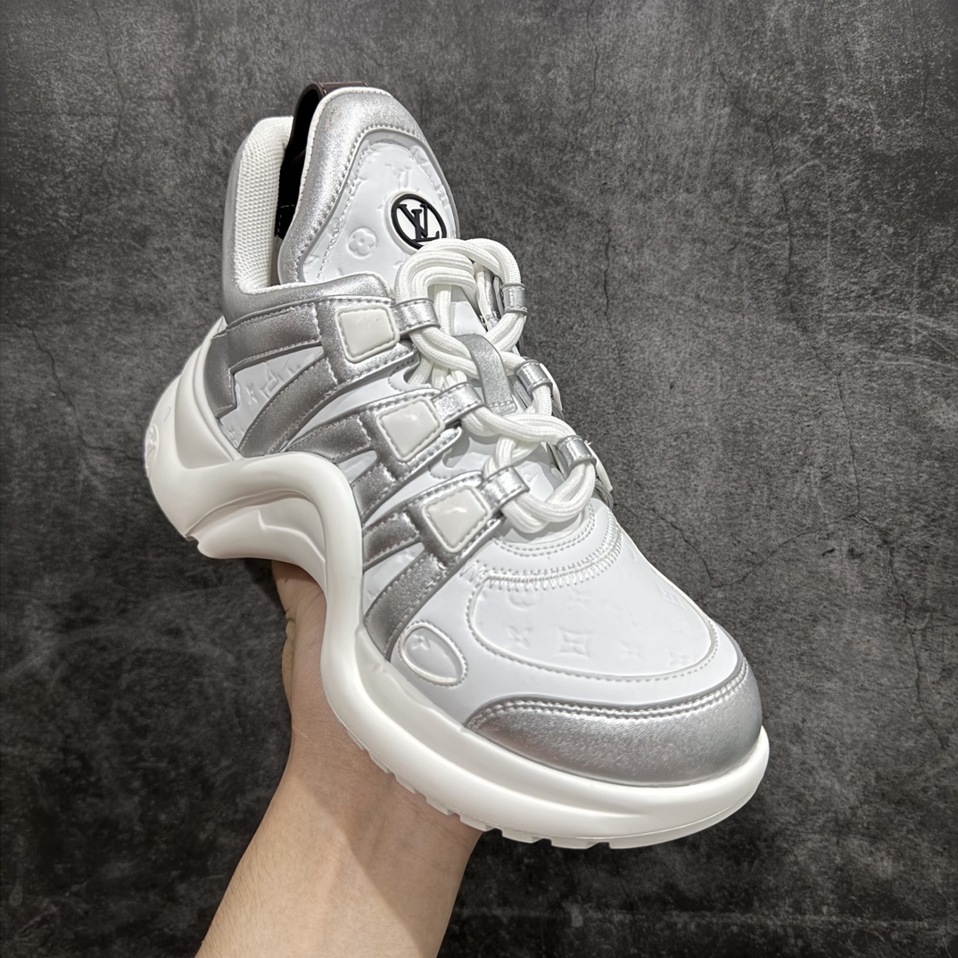 图片[3]-【代购版本】Louis Vuitton Archlight Sneakers lv真皮拼色减震运动弓型舞蹈复古走秀老爹运动鞋n原装配件5D效果礼盒及全套原装配件包装物n支持感应NFC官网跳转n雪梨形超软沙绒纸团+细节制造精品n采用头层小牛皮革饰片n独立开发TPU回弹中底n组合TPR耐磨外底n超软皮内里脚垫 尺码：35-40 编码：KH470490-鞋库