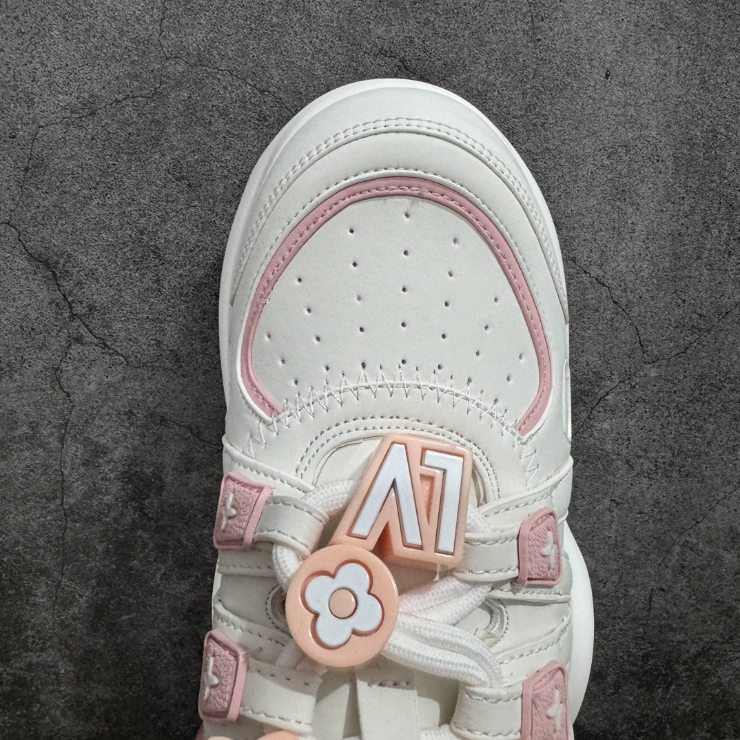 图片[5]-【代购版本】Louis Vuitton Archlight Sneakers lv真皮拼色减震运动弓型舞蹈复古走秀老爹运动鞋n原装配件5D效果礼盒及全套原装配件包装物n支持感应NFC官网跳转n雪梨形超软沙绒纸团+细节制造精品n采用头层小牛皮革饰片n独立开发TPU回弹中底n组合TPR耐磨外底n超软皮内里脚垫 尺码：35-40 编码：KH470490-鞋库