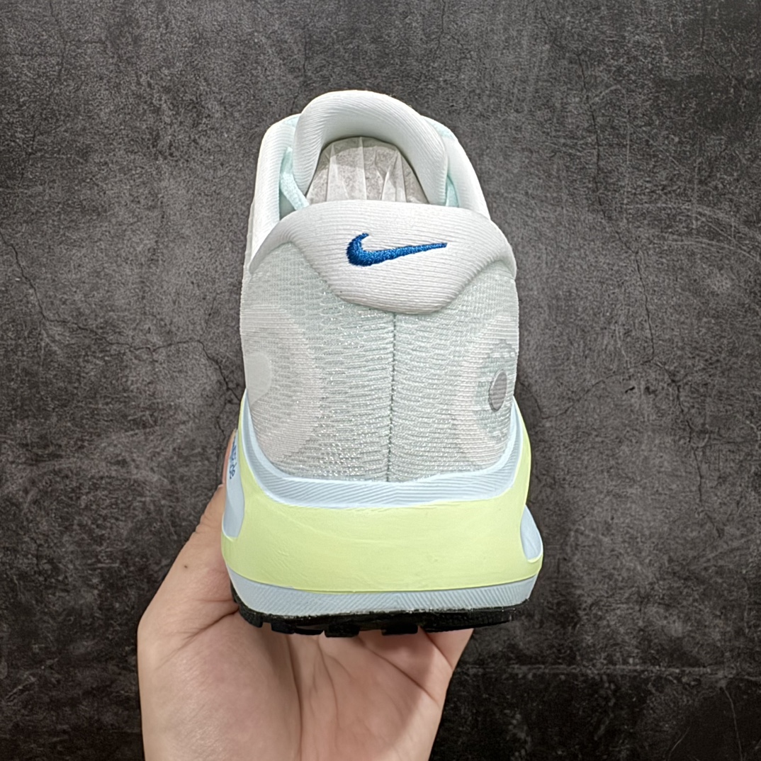 Nike Journey Run 2024跑步鞋 FN0228-101