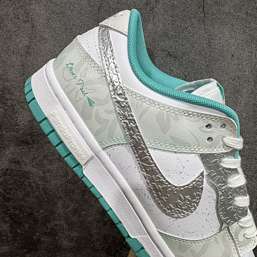 YC礼盒版 Nike SB Dunk Low 熊猫恶作剧 特别企划 DV0833-102