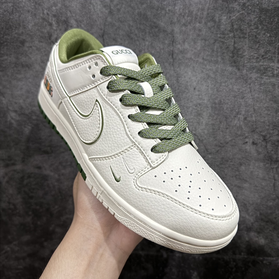 定制版 Nk SB Dunk Low 古驰联名-米白白绿勾 板鞋 DQ1098-398