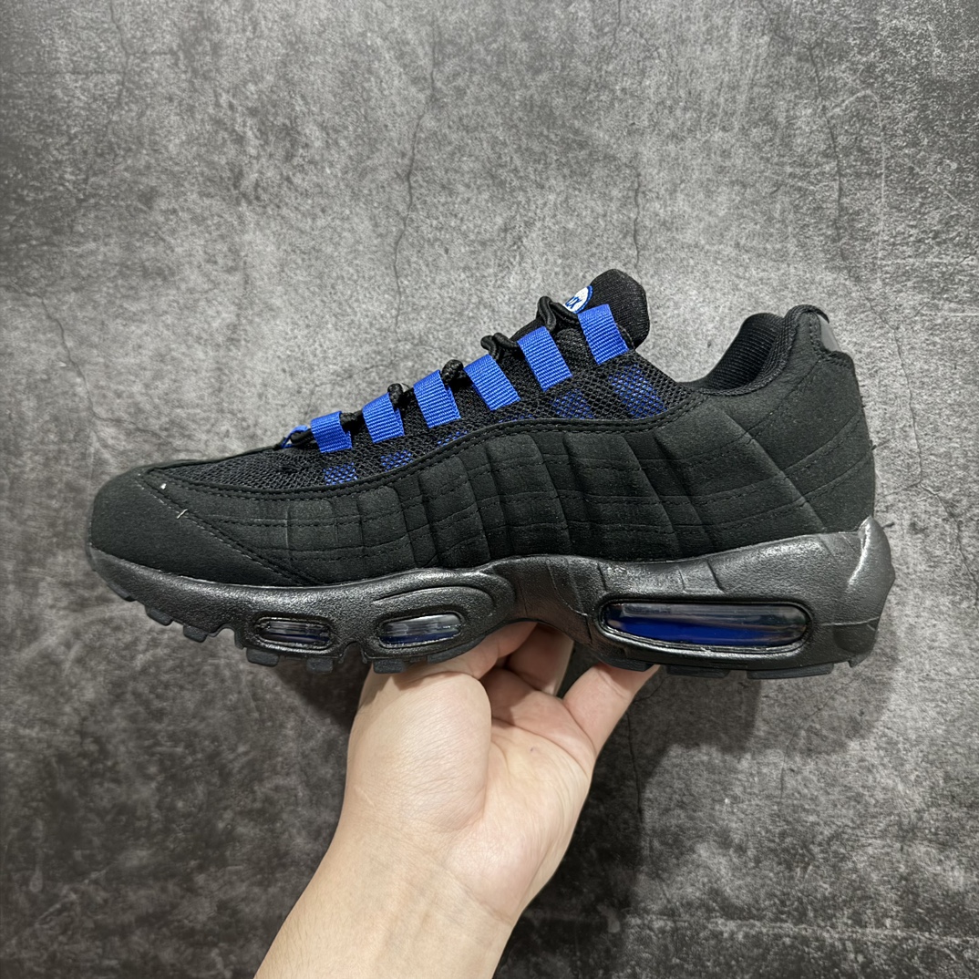 图片[2]-【MX版】Nike Air Max 95 复古减震气垫跑鞋 FN3876-001n经典重温 外单专供大厂出品 品质稳定鞋款设计灵感源于人体构造 中底设计基于人体的脊柱构造 是整体设计的核心 尼龙孔眼代表了肋骨  而分层式面板和网眼象征着肌肉纤维和肉体组织 Air Max 95采用了两个独立的吹塑成型的Air-Sole单元 并首次在前掌使用可视化气垫设计 Swoosh logo夜当作一个 点符号放在了鞋子的后帮位置 20年的发展让 AIR MAX 95有了不同的故事 20年后再度面向世人的时候 焕然一新的面貌 让人有了另外一种清新脱俗的感觉 SIZE：36 36.5 37.5 38 38.5 39 40 40.5 41 42 42.5 43 44 44.5 45 46 47.5 48 编码：NM250260-鞋库