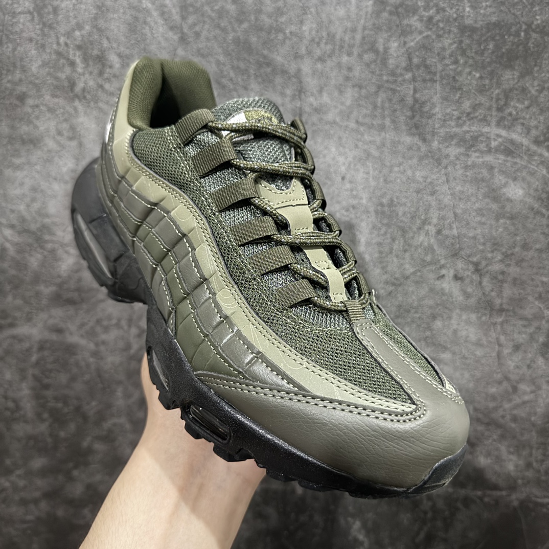 图片[3]-【MX版】Nike Air Max 95 复古减震气垫跑鞋 DZ4511-300n经典重温 外单专供大厂出品 品质稳定鞋款设计灵感源于人体构造 中底设计基于人体的脊柱构造 是整体设计的核心 尼龙孔眼代表了肋骨  而分层式面板和网眼象征着肌肉纤维和肉体组织 Air Max 95采用了两个独立的吹塑成型的Air-Sole单元 并首次在前掌使用可视化气垫设计 Swoosh logo夜当作一个 点符号放在了鞋子的后帮位置 20年的发展让 AIR MAX 95有了不同的故事 20年后再度面向世人的时候 焕然一新的面貌 让人有了另外一种清新脱俗的感觉 SIZE：36 36.5 37.5 38 38.5 39 40 40.5 41 42 42.5 43 44 44.5 45 46 47.5 48 编码：NM250260-鞋库