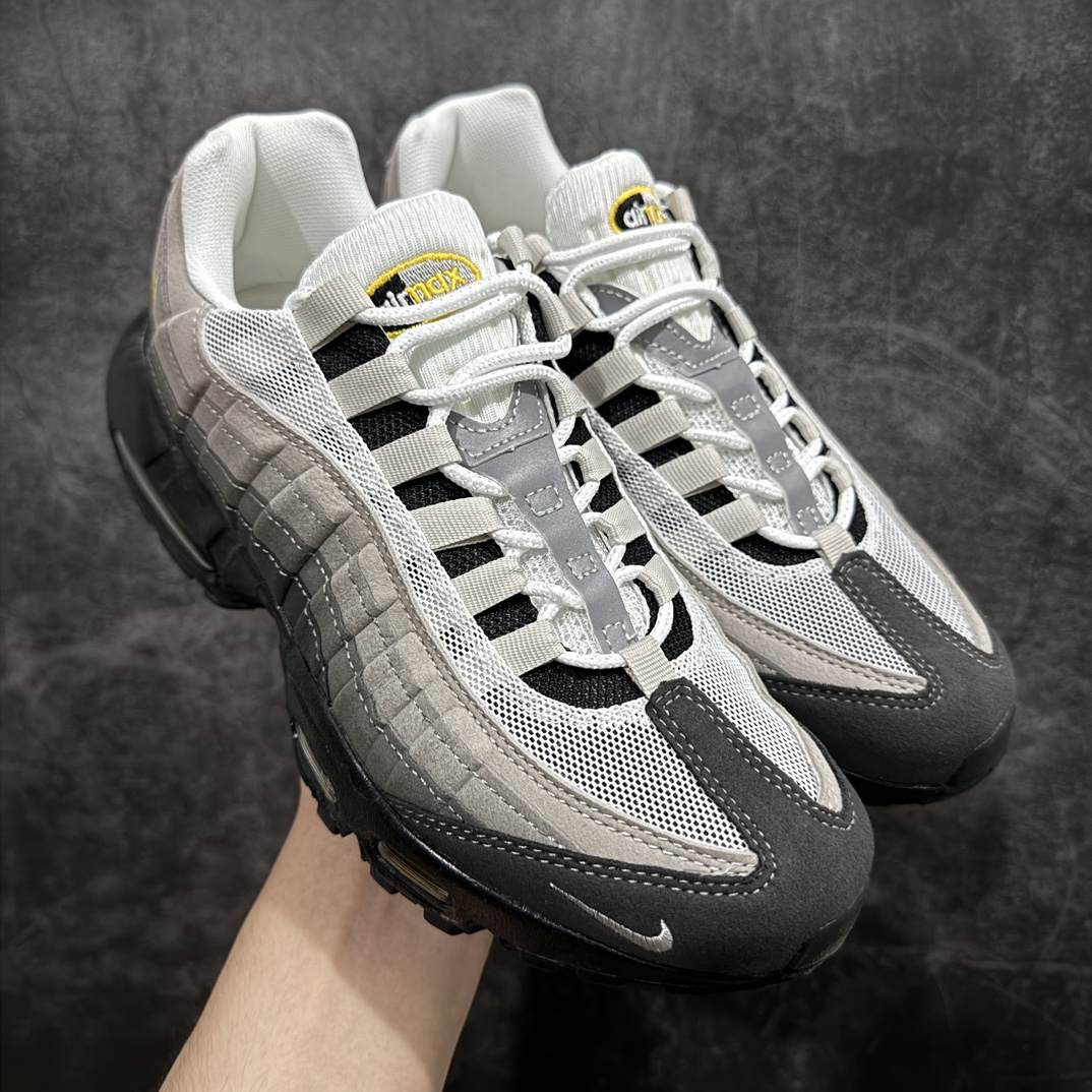 图片[4]-【MX版】Nike Air Max 95 复古减震气垫跑鞋 DZ4511-300n经典重温 外单专供大厂出品 品质稳定鞋款设计灵感源于人体构造 中底设计基于人体的脊柱构造 是整体设计的核心 尼龙孔眼代表了肋骨  而分层式面板和网眼象征着肌肉纤维和肉体组织 Air Max 95采用了两个独立的吹塑成型的Air-Sole单元 并首次在前掌使用可视化气垫设计 Swoosh logo夜当作一个 点符号放在了鞋子的后帮位置 20年的发展让 AIR MAX 95有了不同的故事 20年后再度面向世人的时候 焕然一新的面貌 让人有了另外一种清新脱俗的感觉 SIZE：36 36.5 37.5 38 38.5 39 40 40.5 41 42 42.5 43 44 44.5 45 46 47.5 48 编码：NM250260-鞋库