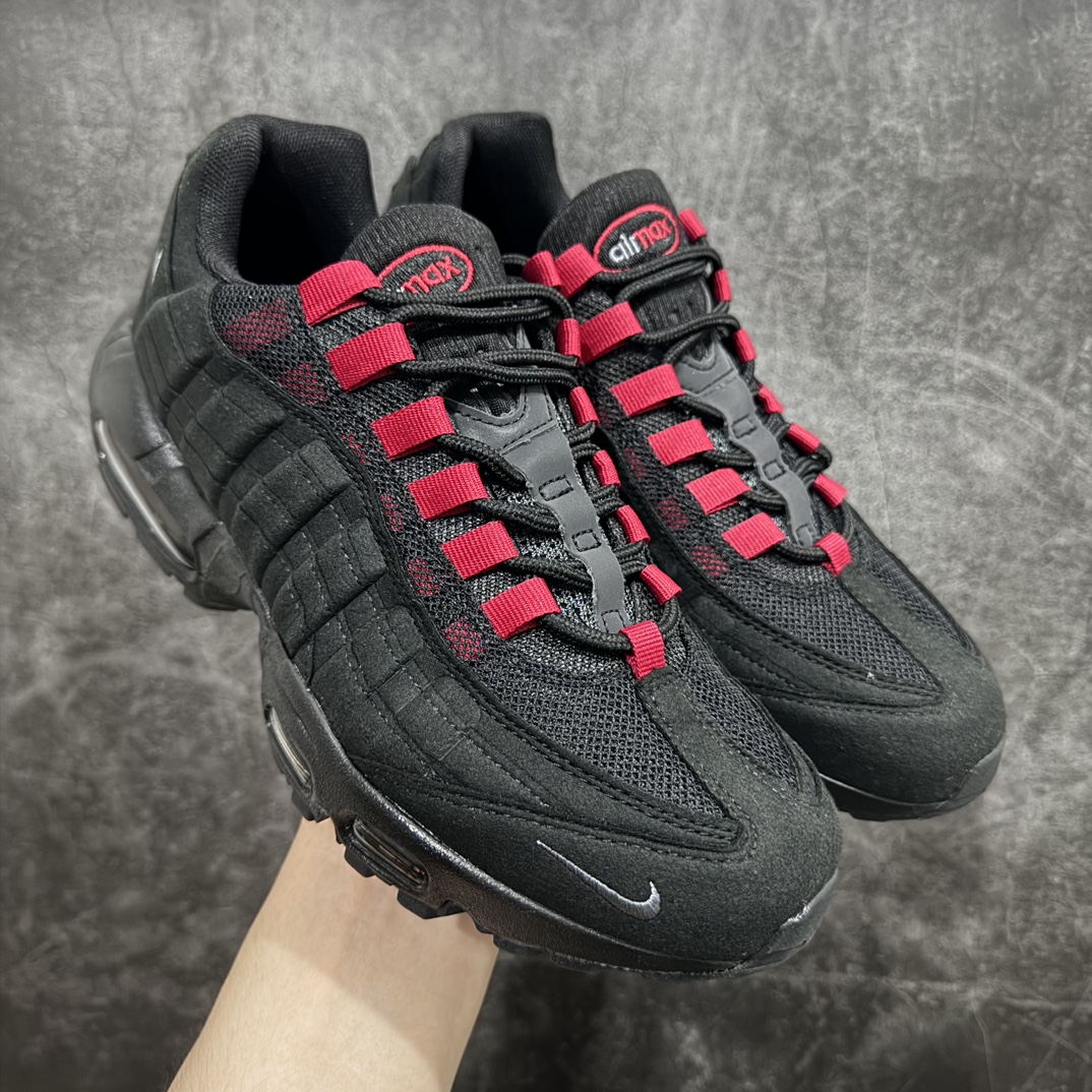 图片[6]-【MX版】Nike Air Max 95 复古减震气垫跑鞋 DZ4511-300n经典重温 外单专供大厂出品 品质稳定鞋款设计灵感源于人体构造 中底设计基于人体的脊柱构造 是整体设计的核心 尼龙孔眼代表了肋骨  而分层式面板和网眼象征着肌肉纤维和肉体组织 Air Max 95采用了两个独立的吹塑成型的Air-Sole单元 并首次在前掌使用可视化气垫设计 Swoosh logo夜当作一个 点符号放在了鞋子的后帮位置 20年的发展让 AIR MAX 95有了不同的故事 20年后再度面向世人的时候 焕然一新的面貌 让人有了另外一种清新脱俗的感觉 SIZE：36 36.5 37.5 38 38.5 39 40 40.5 41 42 42.5 43 44 44.5 45 46 47.5 48 编码：NM250260-鞋库