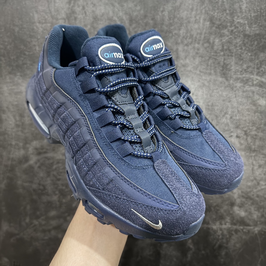 图片[7]-【MX版】Nike Air Max 95 复古减震气垫跑鞋 DZ4511-300n经典重温 外单专供大厂出品 品质稳定鞋款设计灵感源于人体构造 中底设计基于人体的脊柱构造 是整体设计的核心 尼龙孔眼代表了肋骨  而分层式面板和网眼象征着肌肉纤维和肉体组织 Air Max 95采用了两个独立的吹塑成型的Air-Sole单元 并首次在前掌使用可视化气垫设计 Swoosh logo夜当作一个 点符号放在了鞋子的后帮位置 20年的发展让 AIR MAX 95有了不同的故事 20年后再度面向世人的时候 焕然一新的面貌 让人有了另外一种清新脱俗的感觉 SIZE：36 36.5 37.5 38 38.5 39 40 40.5 41 42 42.5 43 44 44.5 45 46 47.5 48 编码：NM250260-鞋库