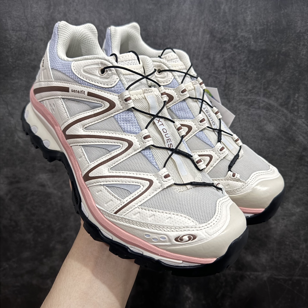 【巅峰升级版】Salomon XT-QUEST ADV萨洛蒙情侣款户外机能鞋 白香槟 417589n全新工厂出品 升级品质n全鞋改进为原厂一致材料打造n全新修长鞋型 版型正全新玻璃冲刀 清洁度提升中底带数字钢印n网面与鞋头材料校对一致无色差n鞋盒同步原版牛皮纸鞋盒n鞋头处添加☯️太极标 细节多次修改校正坚持同步原版无差别 终端优势供应nSIZE：36 36.5 37.5 38 38.5 39 40 40.5 41 42 42.5 43 44 44.5 45 编码：J310330-鞋库