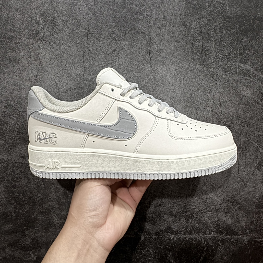 【定制版】Nike Air Force 1 Low 07 米银灰NYCn原楦头原纸板 打造纯正低帮空军版型 专注外贸渠道 全掌内置蜂窝气垫原盒配件 原厂中底钢印、拉帮完美官方货号：KL4596 362 Size：36 36.5 37.5 38 38.5 39 40 40.5 41 42 42.5 43 44 44.5 45 编码：LF270280-鞋库