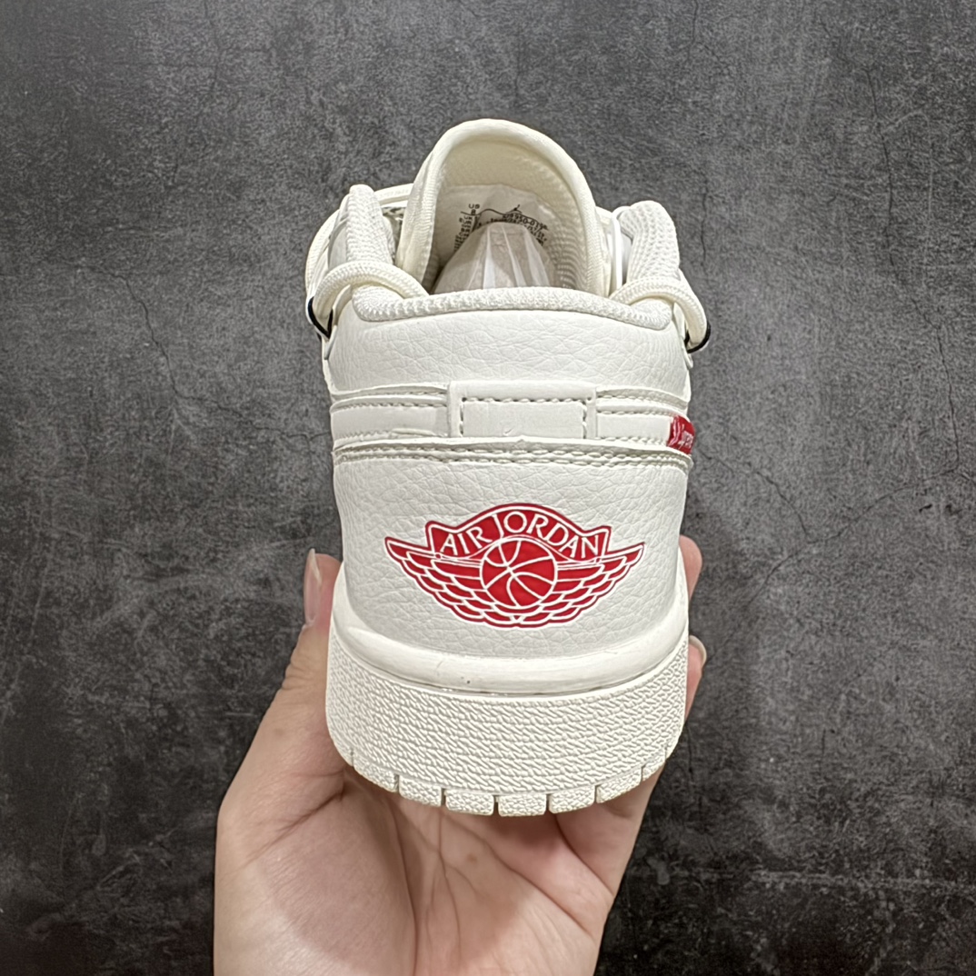 定制版NikeJordanAirJordan1“Supreme联名解构抽绳鞋带纯原大厂出品极力推荐定制鞋