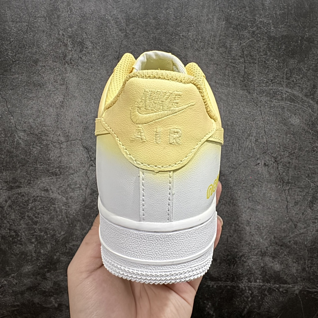 NikeAirForce1Low白黄小奶龙原楦头原纸板打造纯正空军版型专注外贸渠道全掌内置蜂窝气垫原盒配