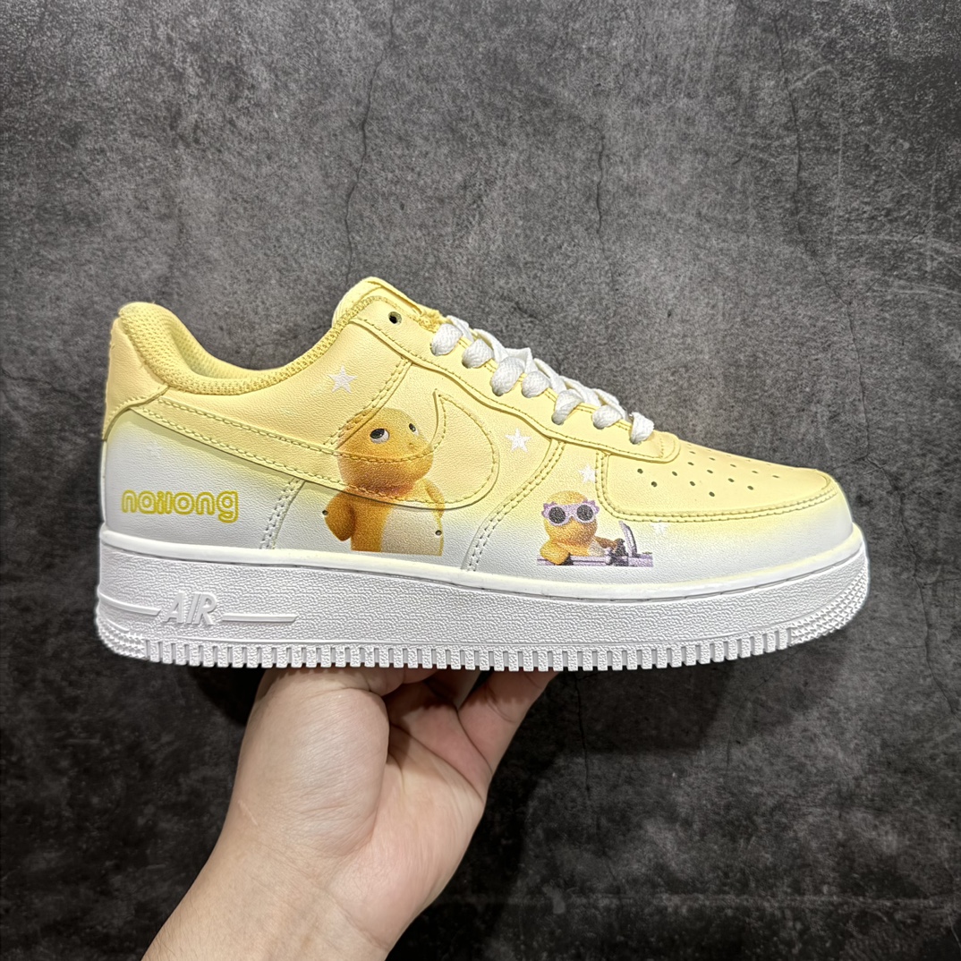 NikeAirForce1Low白黄小奶龙原楦头原纸板打造纯正空军版型专注外贸渠道全掌内置蜂窝气垫原盒配