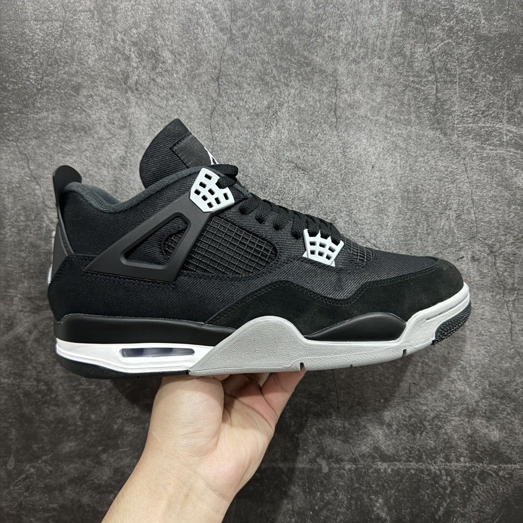 【莞产裁片】Air Jordan 4 Retro \” Black Canvas \” AJ4乔4 文化篮球鞋 黑帆布 DH7138-006n大厂出品 值得信赖的产品n原鞋开发 全鞋为原鞋一致麂皮材质 质感满满n鞋型到位 正宗乔4的完美鞋型 鞋舌长度同步原鞋n原厂网格不打皱 鞋底有刷漆 正确电脑针车走线 超高裁边清洁度n值得入手零售的好货，优势价格主推💪🏻 尺码：40.5-47.5 编码：LJQ470500-鞋库