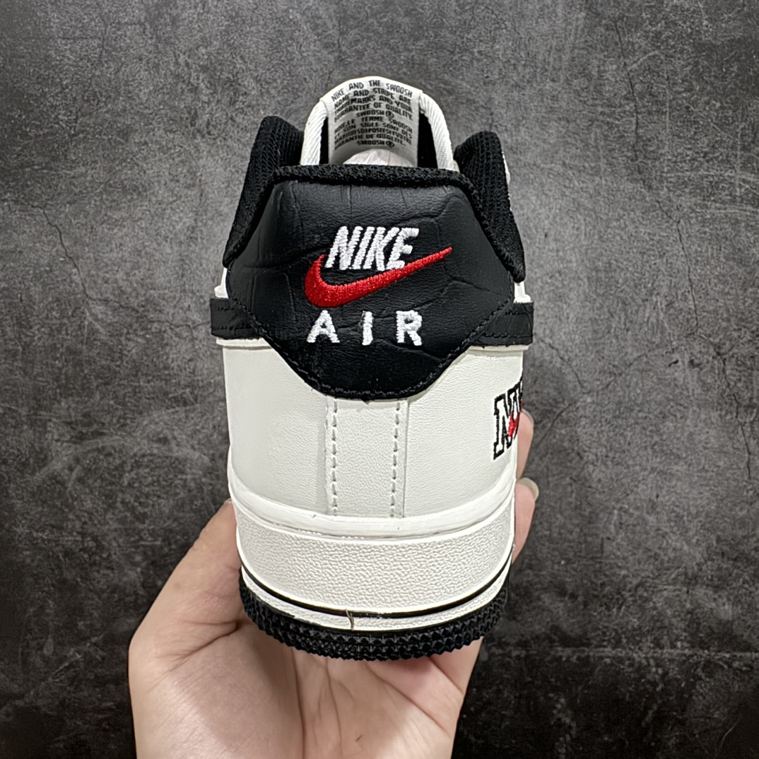 NikeAirForce1LowNYC联名原楦头原纸板打造纯正空军版型专注外贸渠道全掌内置蜂窝气垫原盒配