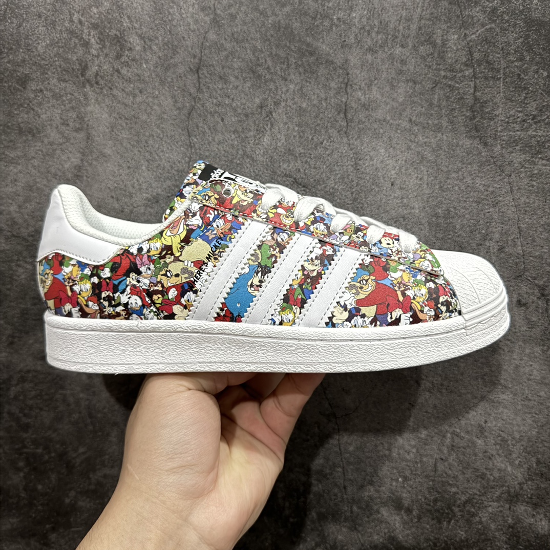 【公司级】联名款系列迪士尼/©Disney x Adidas Originals Superstar\”Mickey Mouse and Donald Duck\”经典贝壳头系列低帮百搭休闲运动板鞋“联名米老鼠唐老鸭彩色印面”IG6857n女鞋真标半码制n原楦原纸版开发n采用粒面牛剖革鞋面材质n2020改良全包围鞋垫n正确2020版鞋底模具及扇贝头盖片❗ 尺码：35 36 36⅔ 37⅓ 38 38⅔ 39⅓ 40 编码：XN200220-鞋库