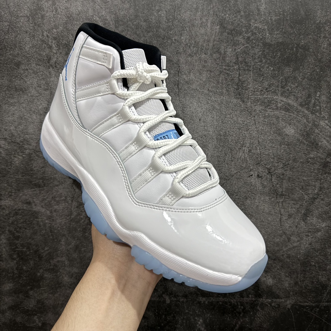 图片[3]-【莞产裁片版】Air Jordan 11 “Legend Blue” AJ11 传奇蓝 北卡蓝 2024年发售版 货号：CT8012-104nn莞产外贸大厂出品 品质极高n台湾原厂牛津布，密度紧实，感光度高n领口定型与填充物饱和度完美契合n鞋身主材质均来自三本久sadisa 俗称原厂皮料n鞋身全电脑针车，针距固定，间距平行，转弯自然n蓝色电绣飞人LOGO，饱满自然n冰蓝水晶大底，色泽鲜艳，透光度高 台湾原产碳板n盒标立体标，内置感应芯片内里SIZE标，LNM代工厂n目前市场首个纯原版本 市场第一梯队品质 尺码：40.5-48.5 编码：LJQ500520-鞋库