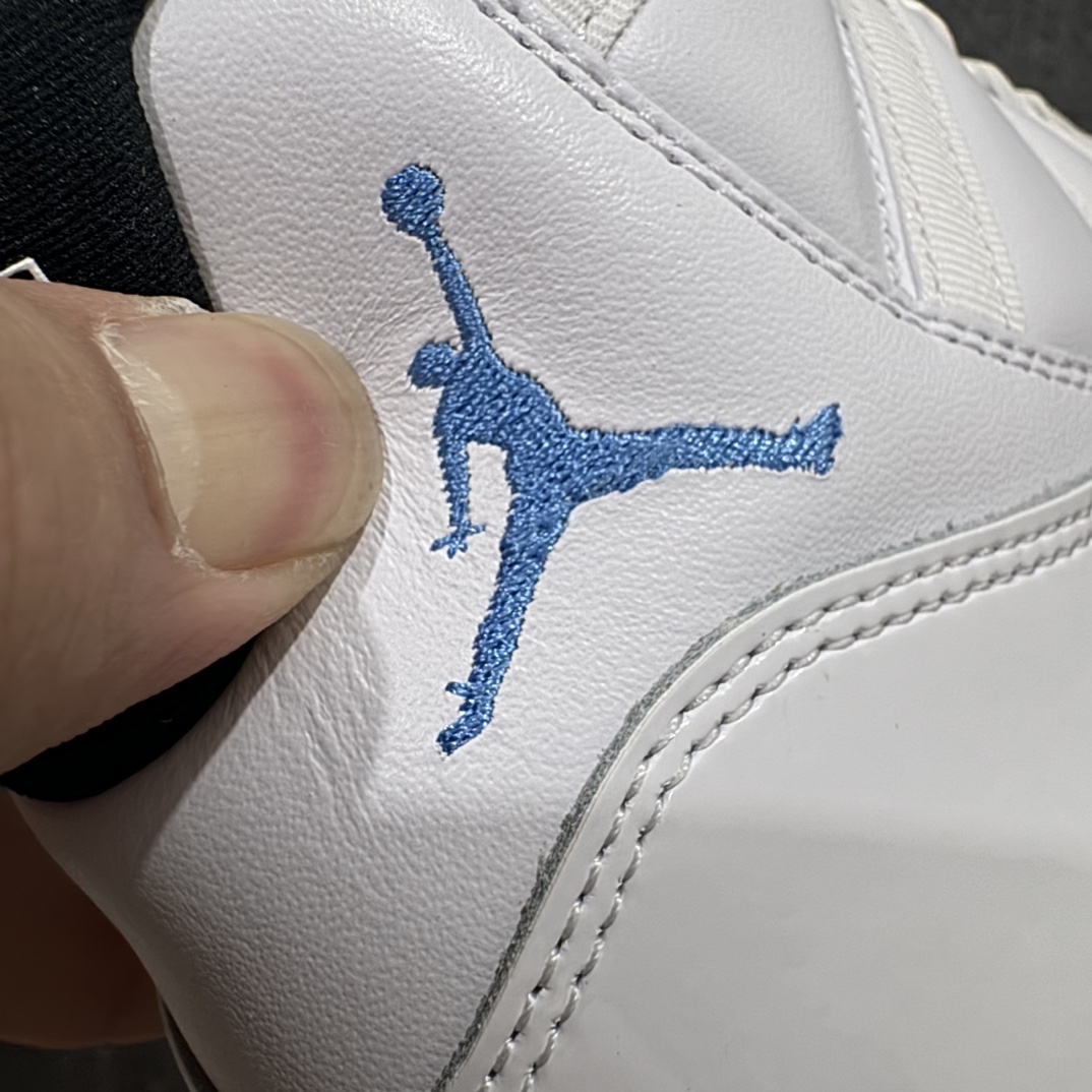 图片[2]-【莞产裁片版】Air Jordan 11 “Legend Blue” AJ11 传奇蓝 北卡蓝 2024年发售版 货号：CT8012-104nn莞产外贸大厂出品 品质极高n台湾原厂牛津布，密度紧实，感光度高n领口定型与填充物饱和度完美契合n鞋身主材质均来自三本久sadisa 俗称原厂皮料n鞋身全电脑针车，针距固定，间距平行，转弯自然n蓝色电绣飞人LOGO，饱满自然n冰蓝水晶大底，色泽鲜艳，透光度高 台湾原产碳板n盒标立体标，内置感应芯片内里SIZE标，LNM代工厂n目前市场首个纯原版本 市场第一梯队品质 尺码：40.5-48.5 编码：LJQ500520-鞋库