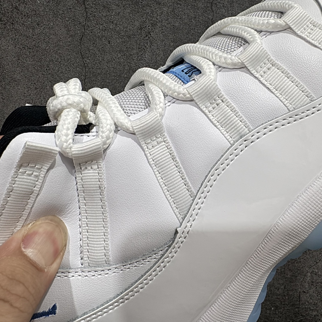 图片[4]-【莞产裁片版】Air Jordan 11 “Legend Blue” AJ11 传奇蓝 北卡蓝 2024年发售版 货号：CT8012-104nn莞产外贸大厂出品 品质极高n台湾原厂牛津布，密度紧实，感光度高n领口定型与填充物饱和度完美契合n鞋身主材质均来自三本久sadisa 俗称原厂皮料n鞋身全电脑针车，针距固定，间距平行，转弯自然n蓝色电绣飞人LOGO，饱满自然n冰蓝水晶大底，色泽鲜艳，透光度高 台湾原产碳板n盒标立体标，内置感应芯片内里SIZE标，LNM代工厂n目前市场首个纯原版本 市场第一梯队品质 尺码：40.5-48.5 编码：LJQ500520-鞋库