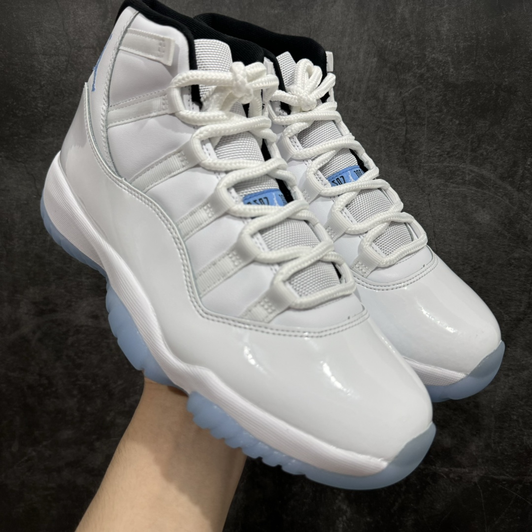 【莞产裁片版】Air Jordan 11 “Legend Blue” AJ11 传奇蓝 北卡蓝 2024年发售版 货号：CT8012-104nn莞产外贸大厂出品 品质极高n台湾原厂牛津布，密度紧实，感光度高n领口定型与填充物饱和度完美契合n鞋身主材质均来自三本久sadisa 俗称原厂皮料n鞋身全电脑针车，针距固定，间距平行，转弯自然n蓝色电绣飞人LOGO，饱满自然n冰蓝水晶大底，色泽鲜艳，透光度高 台湾原产碳板n盒标立体标，内置感应芯片内里SIZE标，LNM代工厂n目前市场首个纯原版本 市场第一梯队品质 尺码：40.5-48.5 编码：LJQ500520-鞋库