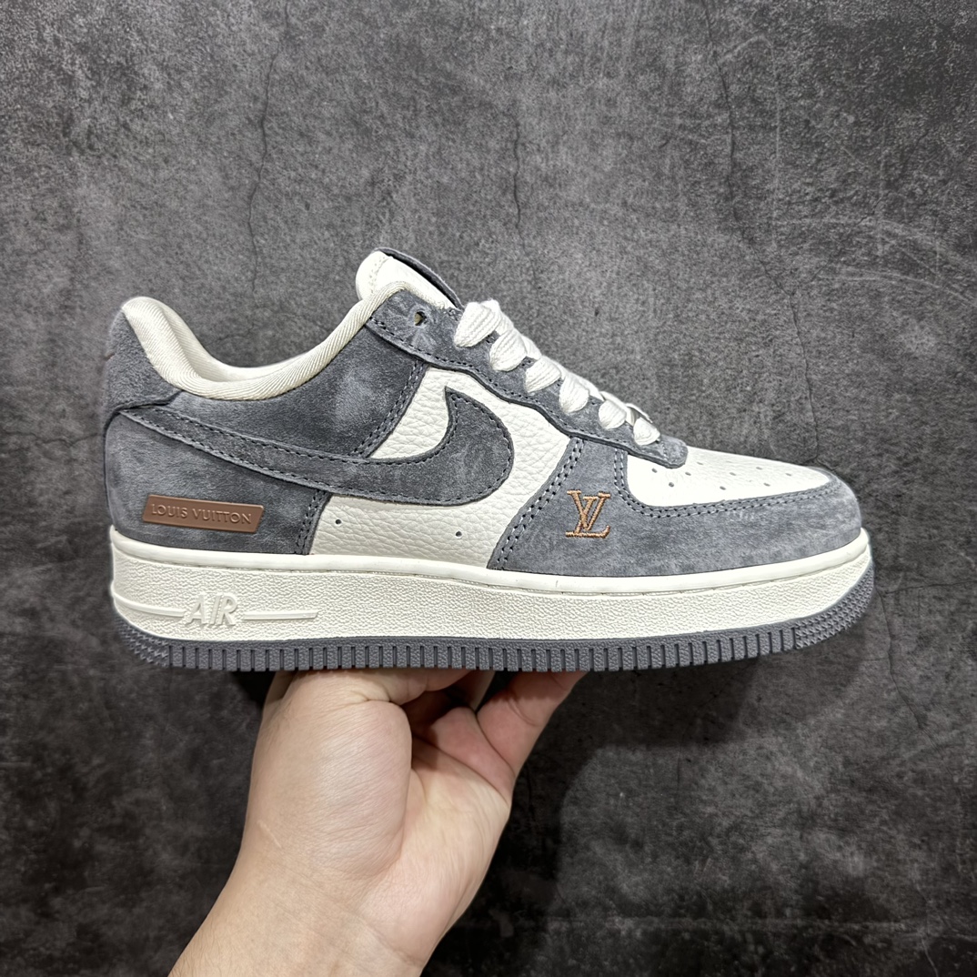 【公司级】海外限量发售！公司级NIke Air Force 1 \’07 Low “LV联名–米灰猪八”空军一号 低帮 运动鞋 休闲鞋 折边针车 工艺难度大 原楦头原纸板 原装鞋盒 定制五金配件 内置全掌气垫 原厂鞋底货号：HD1968-011 Size：36 36.5 37.5 38 38.5 39 40 40.5 41 42 42.5 43 44 44.5 45 编码：HXS250260-鞋库