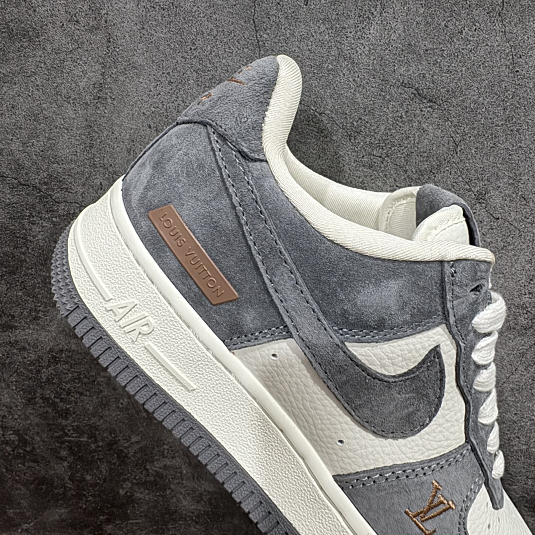 图片[7]-【公司级】海外限量发售！公司级NIke Air Force 1 \’07 Low “LV联名–米灰猪八”空军一号 低帮 运动鞋 休闲鞋 折边针车 工艺难度大 原楦头原纸板 原装鞋盒 定制五金配件 内置全掌气垫 原厂鞋底货号：HD1968-011 Size：36 36.5 37.5 38 38.5 39 40 40.5 41 42 42.5 43 44 44.5 45 编码：HXS250260-鞋库