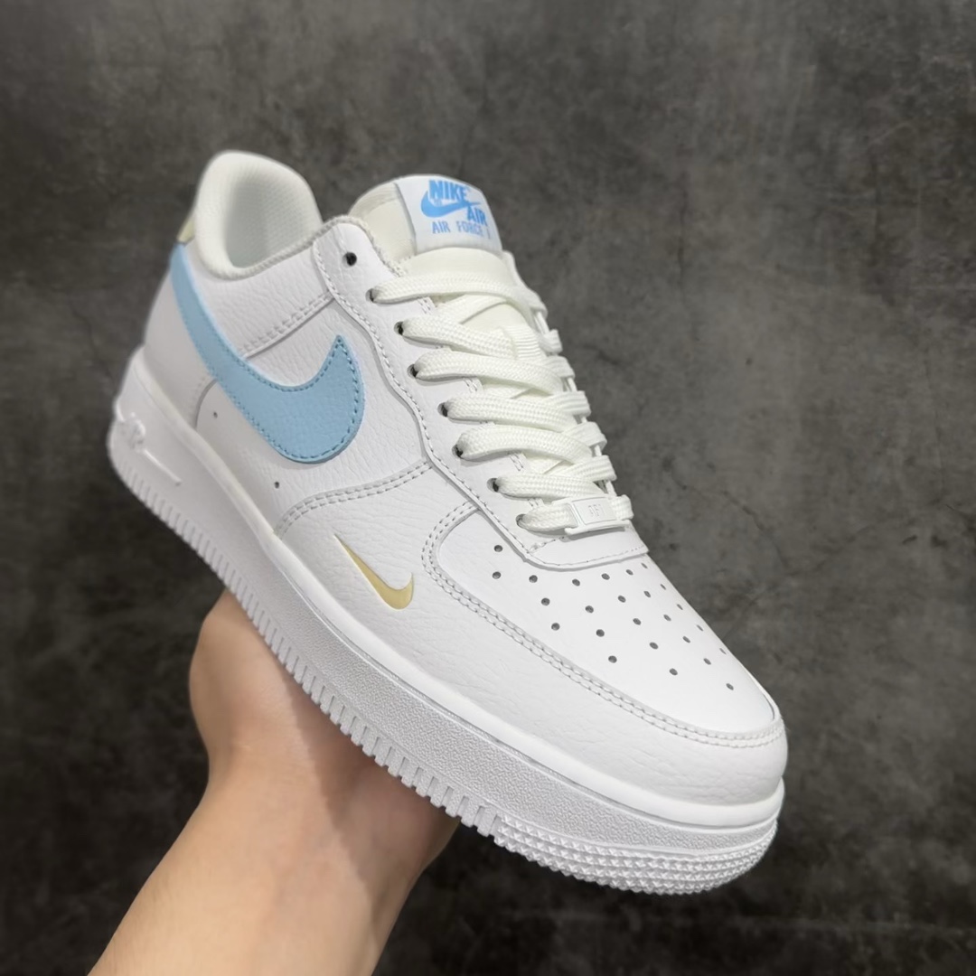 NikeAirForce107Low“天空浅蓝”空军一号低帮百搭休闲运动板鞋柔软弹性十足的缓震性能和出色