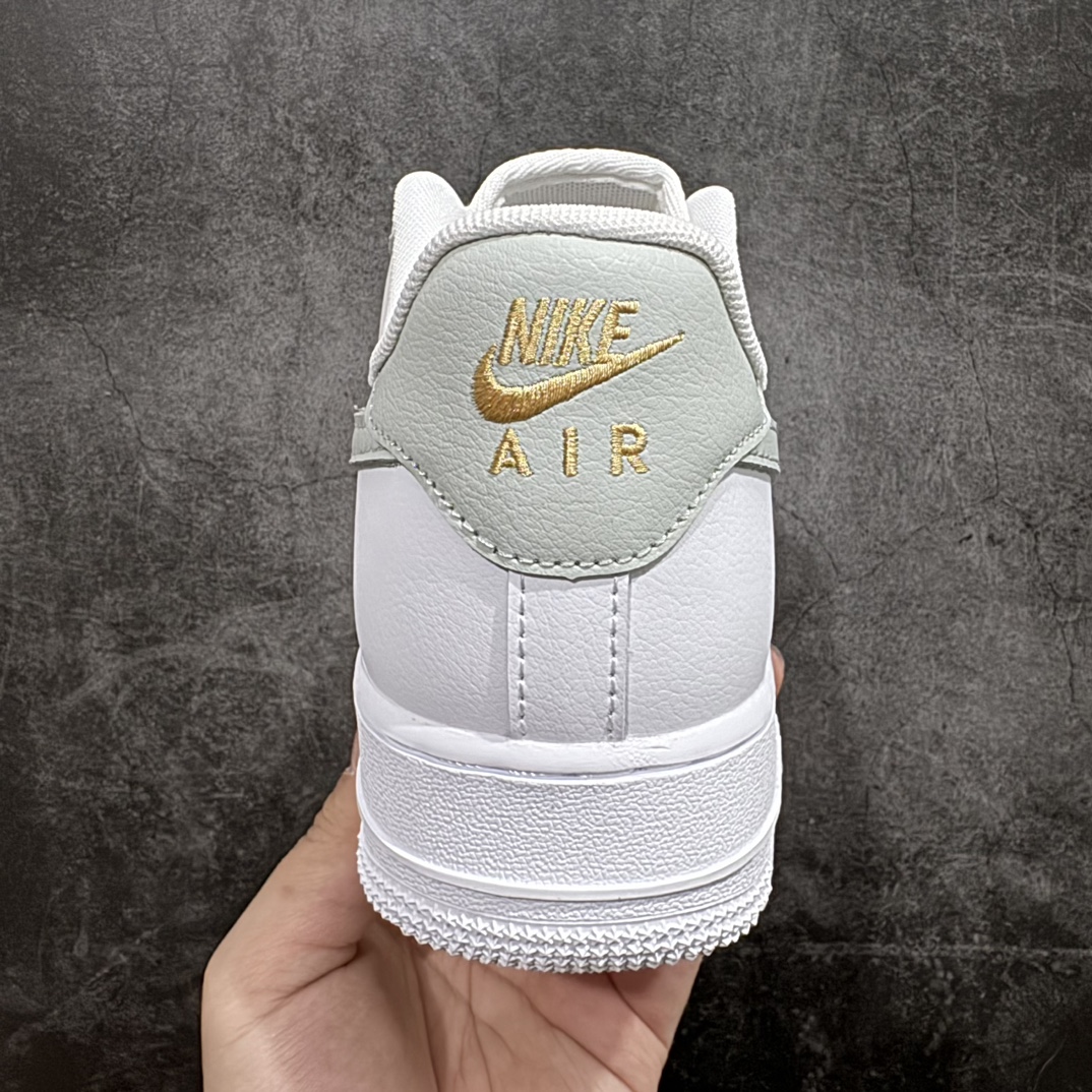 图片[4]-【公司级】Nike Air Force 1 Low 白橄榄绿迷你勾 空军一号低帮运动休闲板鞋 官方同步 原装级别 原楦头原纸板 打造纯正空军版型#专注外贸渠道 全掌内置蜂窝气垫 #原盒配件 原厂中底钢印、拉帮完美货号：CZ0270-106 尺码：36 36.5 37.5 38 38.5 39 40 40.5 41 42 42.5 43 44 44.5 45 编码：CC230240-鞋库