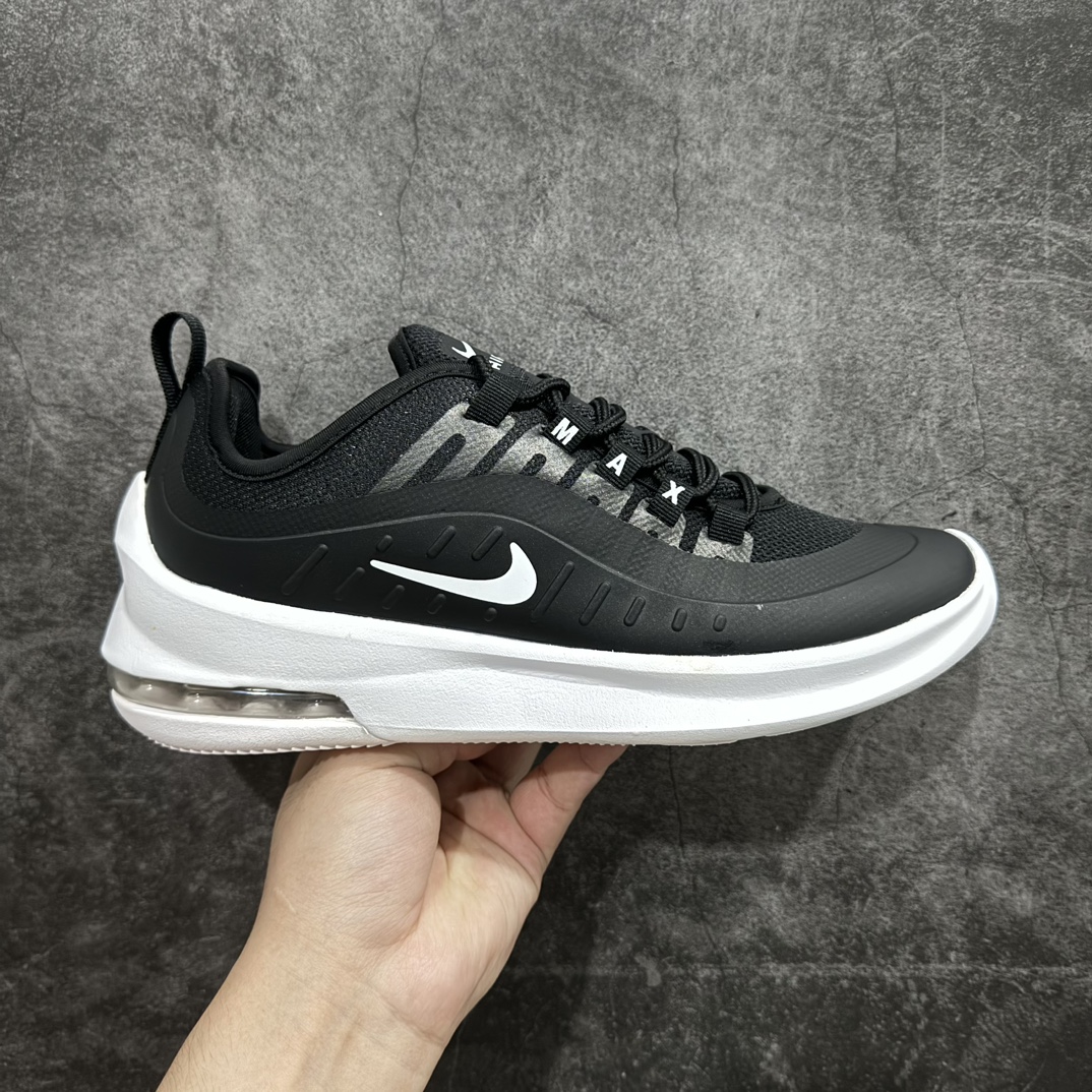 【公司级】Nike Air Max Axis 男女子运动鞋气垫缓震轻便休闲运动跑步网面透气舒适日常慢跑鞋nn时尚的无缝覆面和透气网眼布演绎时尚外观。流线型中底和独特后跟设计，以醒目新颖方式传达 Max Air 的缓震性能。 外露 Max Air 缓震配置起初专为提高跑步表现打造，缔造舒适穿着体验n波浪形无缝覆面颂扬 98 款，织带鞋眼呼应 95 款设计，侧面的 Swoosh 标志再现 97 款特色n多层无缝覆面塑就简洁利落外观，打造微妙的分层效果n鞋面采用透气网眼设计，增强层次感和透气性n泡棉中底，兼具轻盈舒适感和回弹缓震性能，长度延伸至鞋头和后跟，提升耐穿性 货号：AA2146-003n码数：36-44含半码 编码：YX220240-鞋库