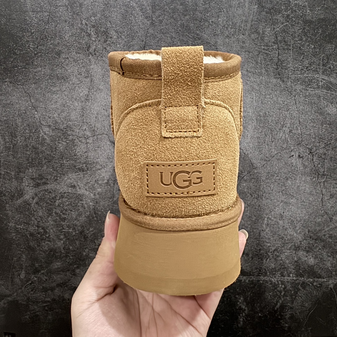 图片[4]-【精品版本】UGG 厚底短款周冬雨 王一博同款系列小红书爆款 河南隆丰皮料生产羊绒鞋垫 冬季保暖外出 家居都是很适合的选择进年uug推出款式系列 局部偏向年轻消费者喜好 也走到时尚潮流穿搭的前沿 鞋身材质UGGPURE™植入式羊毛内底 轻便防滑舒适橡胶外底 带有品牌LOGO商标 带全套包装官方货号: 1116109 尺码: 35 36 37 38 39 40 编码：HH230250-鞋库