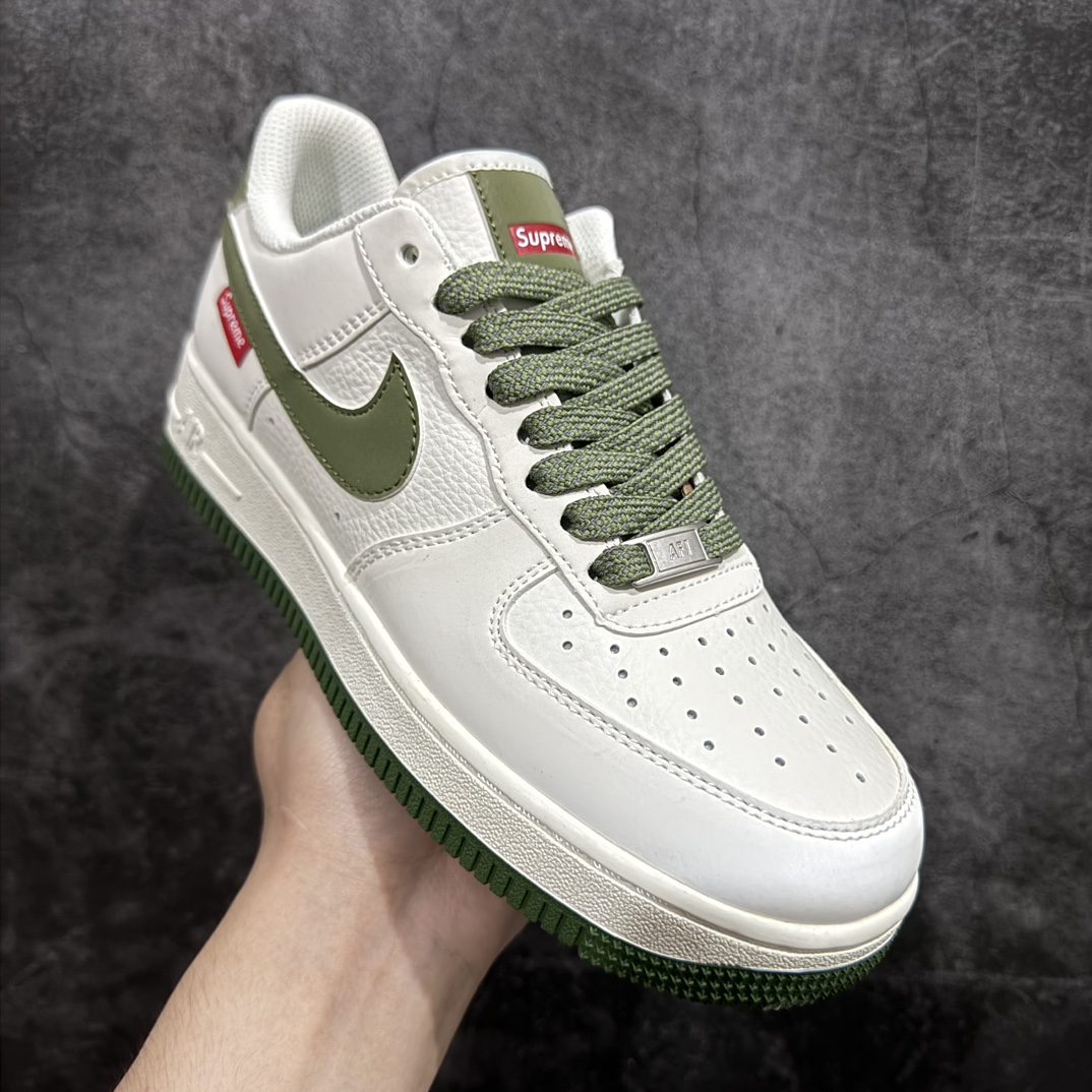 NikeAirForce1Low07xSuPreme滑板配饰白绿原楦头原纸板打造纯正低帮空军版型专注外贸