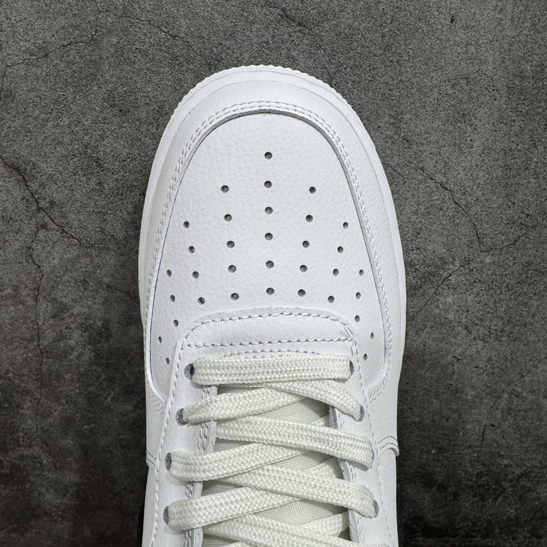 自取NikeAirForce1Low“白黑小权志龙”货号CT2302-100原厂冲刀皮料切割干净无任何毛