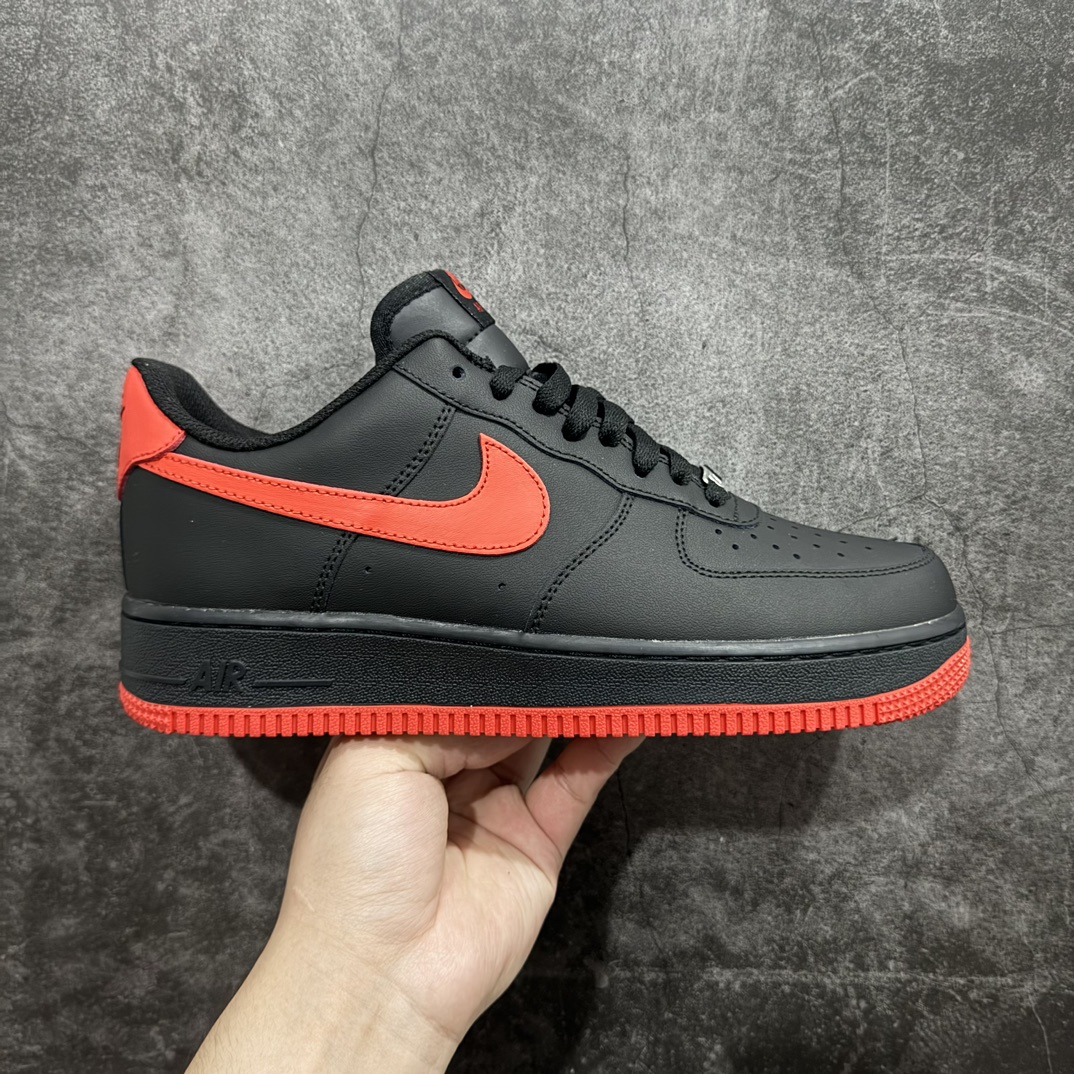 公司级NikeAirForce1Low07黑红原楦头原纸板打造纯正低帮空军版型专注外贸渠道全掌内置蜂窝气