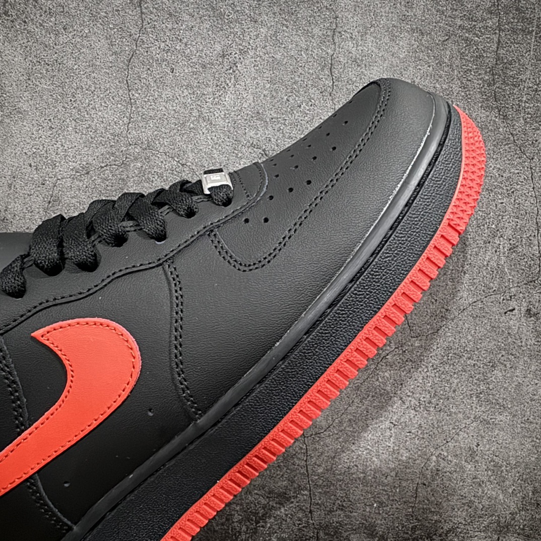 公司级NikeAirForce1Low07黑红原楦头原纸板打造纯正低帮空军版型专注外贸渠道全掌内置蜂窝气