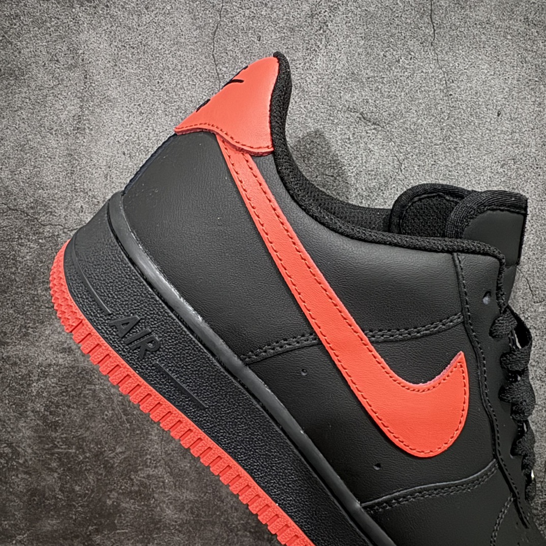 公司级NikeAirForce1Low07黑红原楦头原纸板打造纯正低帮空军版型专注外贸渠道全掌内置蜂窝气