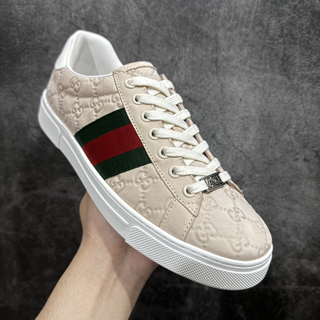 图片[3]-【顶级lw版】经典高奢古驰GUCCI古驰 Ace Embroidered Low-Top拼色刺绣系列低帮潮流百搭休闲板鞋n市售最强顶级几率混卖版本全网首发Gucci古驰小蜜蜂附送原装一致鞋舌仿磨环保纸垫 全套专柜包装物及配件外盒标和鞋底嵌入核心防伪芯片感应装置秒杀市面任何版本n意大利进口超软小牛皮+同源出厂真丝绸防尘鞋套袋原装雪梨形超软沙绒纸团高工艺无缝细空胶技术 贴楦误差0.05mm 鞋底采用固特异内外锁死工艺 最大限度弯折永不开胶 原鞋一致效果环保无味❗   尺码：35 36 37 38 39 40 41 42 43 44 编码：HH380420-鞋库