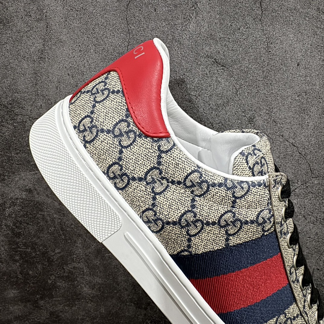 图片[7]-【顶级lw版】经典高奢古驰GUCCI古驰 Ace Embroidered Low-Top拼色刺绣系列低帮潮流百搭休闲板鞋n市售最强顶级几率混卖版本全网首发Gucci古驰小蜜蜂附送原装一致鞋舌仿磨环保纸垫 全套专柜包装物及配件外盒标和鞋底嵌入核心防伪芯片感应装置秒杀市面任何版本n意大利进口超软小牛皮+同源出厂真丝绸防尘鞋套袋原装雪梨形超软沙绒纸团高工艺无缝细空胶技术 贴楦误差0.05mm 鞋底采用固特异内外锁死工艺 最大限度弯折永不开胶 原鞋一致效果环保无味❗   尺码：35 36 37 38 39 40 41 42 43 44 编码：HH380420-鞋库