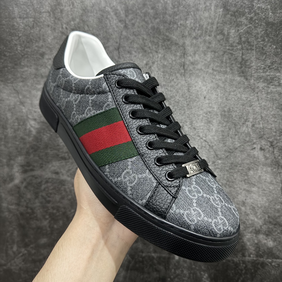 图片[3]-【顶级lw版】经典高奢古驰GUCCI古驰 Ace Embroidered Low-Top拼色刺绣系列低帮潮流百搭休闲板鞋n市售最强顶级几率混卖版本全网首发Gucci古驰小蜜蜂附送原装一致鞋舌仿磨环保纸垫 全套专柜包装物及配件外盒标和鞋底嵌入核心防伪芯片感应装置秒杀市面任何版本n意大利进口超软小牛皮+同源出厂真丝绸防尘鞋套袋原装雪梨形超软沙绒纸团高工艺无缝细空胶技术 贴楦误差0.05mm 鞋底采用固特异内外锁死工艺 最大限度弯折永不开胶 原鞋一致效果环保无味❗   尺码：35 36 37 38 39 40 41 42 43 44 编码：HH380420-鞋库