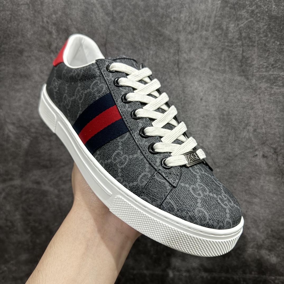 图片[3]-【顶级lw版】经典高奢古驰GUCCI古驰 Ace Embroidered Low-Top拼色刺绣系列低帮潮流百搭休闲板鞋n市售最强顶级几率混卖版本全网首发Gucci古驰小蜜蜂附送原装一致鞋舌仿磨环保纸垫 全套专柜包装物及配件外盒标和鞋底嵌入核心防伪芯片感应装置秒杀市面任何版本n意大利进口超软小牛皮+同源出厂真丝绸防尘鞋套袋原装雪梨形超软沙绒纸团高工艺无缝细空胶技术 贴楦误差0.05mm 鞋底采用固特异内外锁死工艺 最大限度弯折永不开胶 原鞋一致效果环保无味❗   尺码：35 36 37 38 39 40 41 42 43 44 编码：HH380420-鞋库