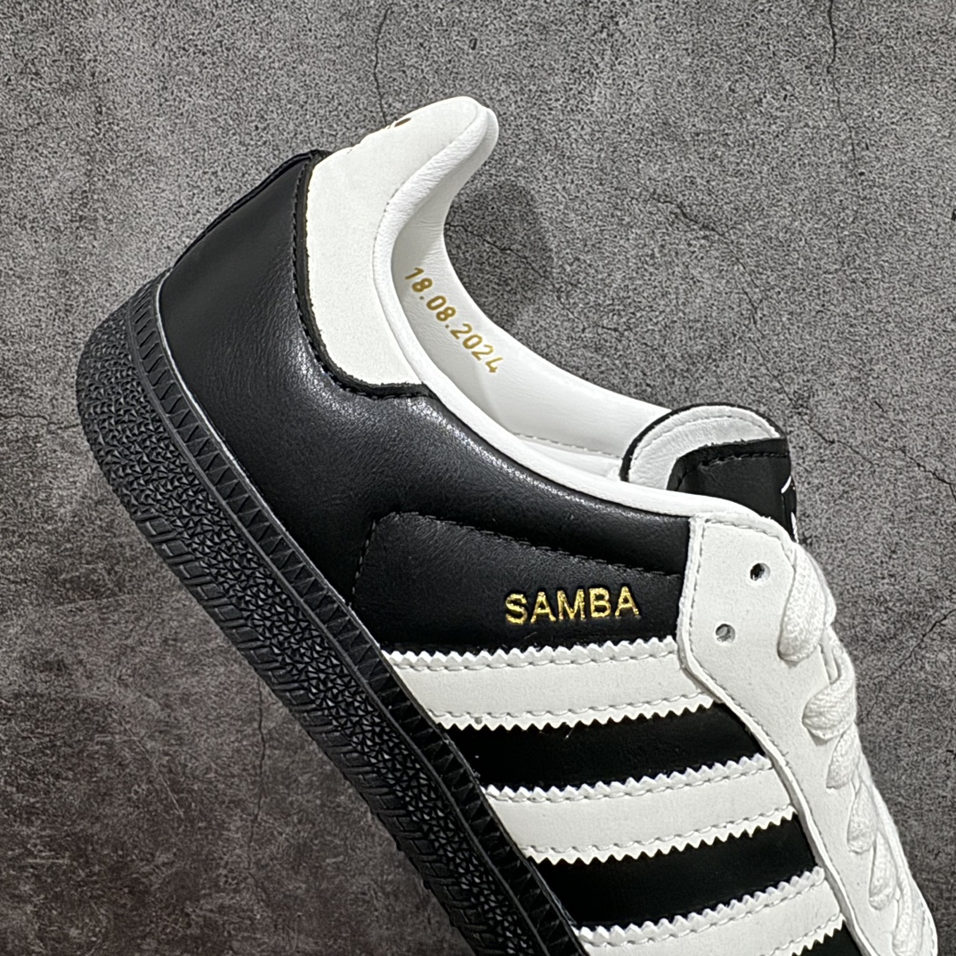 纯原版AdidasSambaOG75thAnniversary75周年纪念黑色此款以简约大方的造型设计给