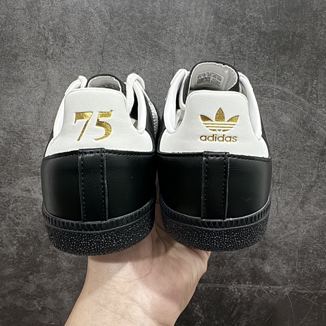 纯原版AdidasSambaOG75thAnniversary75周年纪念黑色此款以简约大方的造型设计给