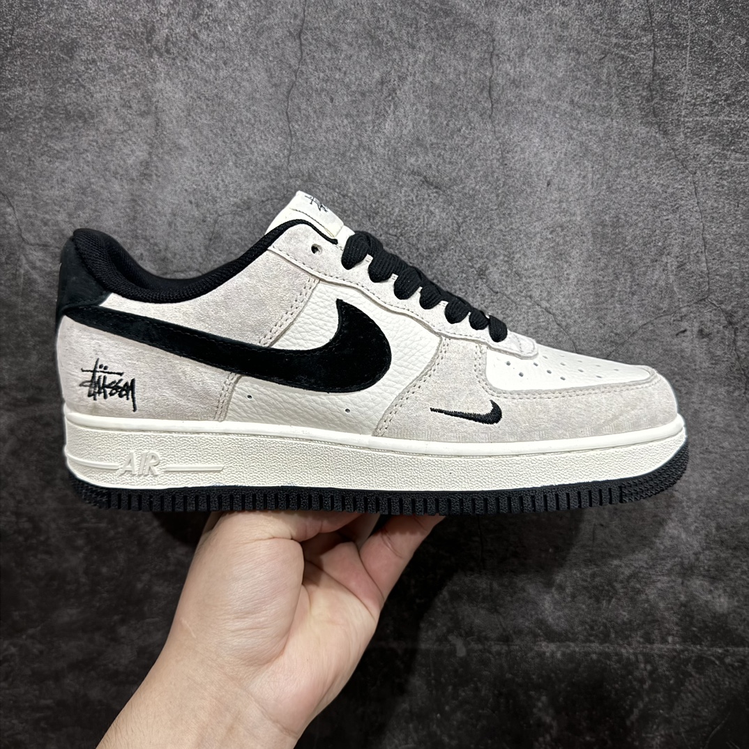 海外限量发售NIkeAirForce107Low“斯图西联名--米灰黑猪八”空军一号低帮运动鞋休闲鞋折边