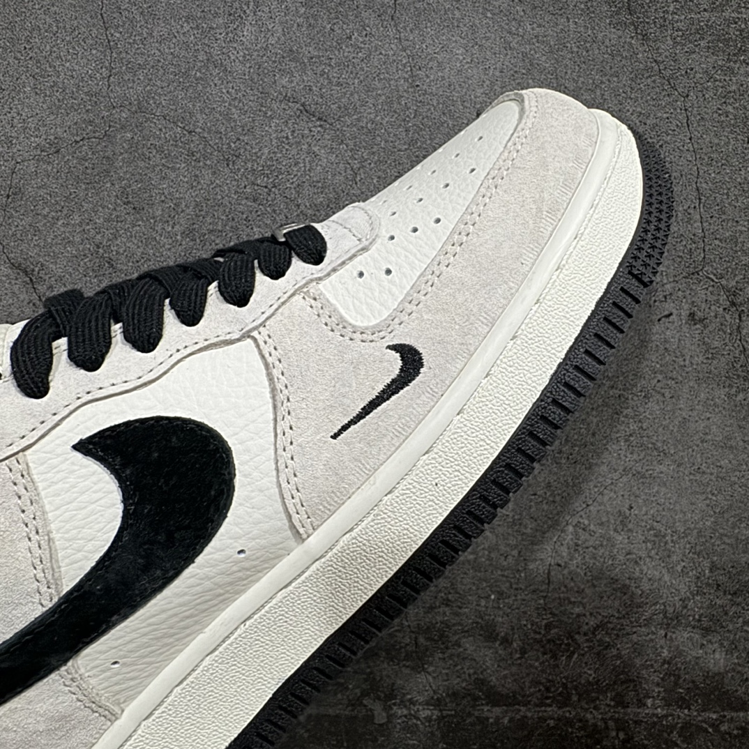 海外限量发售NIkeAirForce107Low“斯图西联名--米灰黑猪八”空军一号低帮运动鞋休闲鞋折边