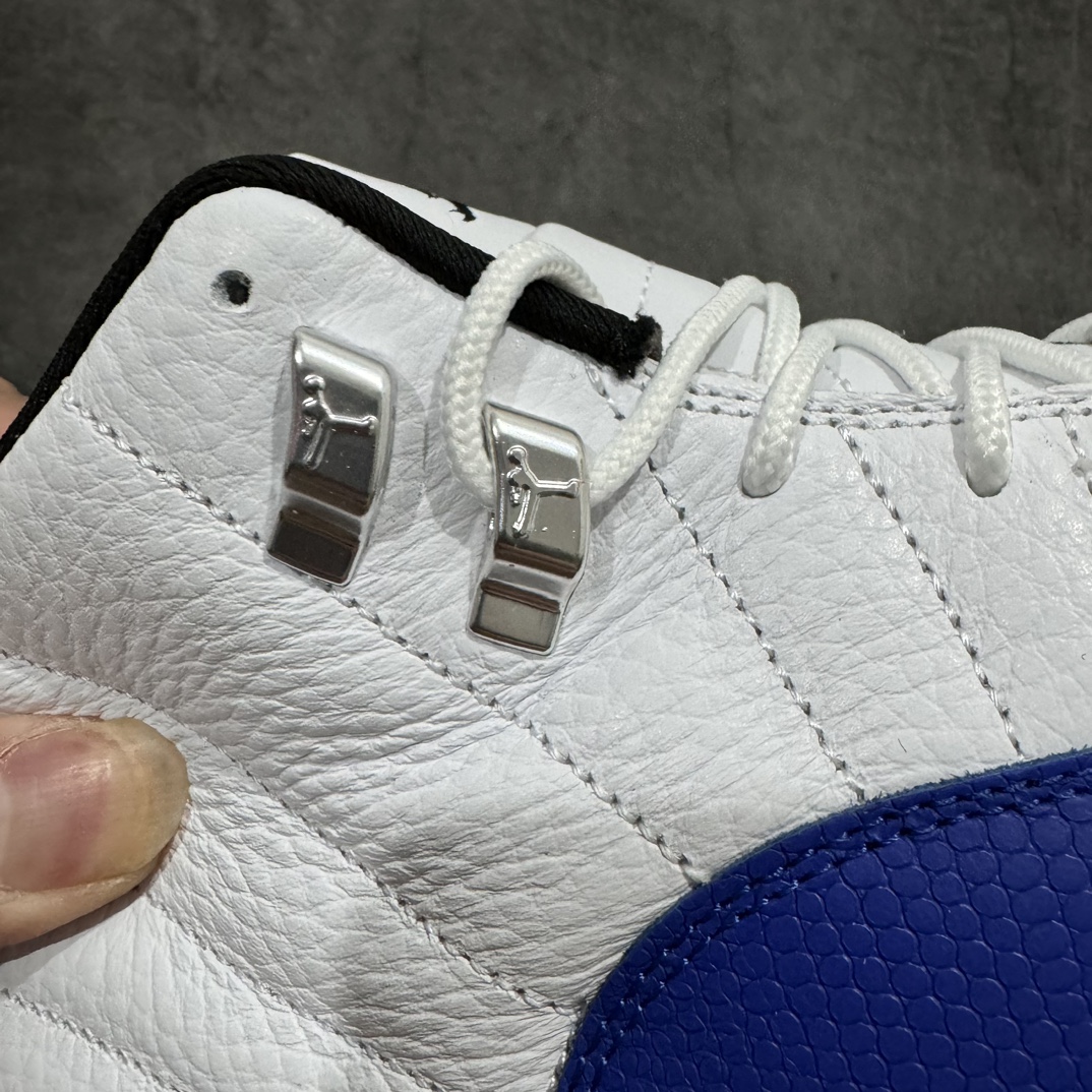 图片[4]-【XP纯原】顶级Air Jordan AJ12 BlueBerry 白蓝 货号：CT8013-140nn原楦原纸板开发 原汁原味12代鞋型进口原厂皮料 超软荔枝皮 质感满分n原厂碳板 原装材料 原厂定制金属扣 原厂电绣 支持与公司货全方位对比 只服务于5%懂鞋的高端客户 发国外可支持各种retail商店充正寄售 SIZE：40 40.5 41 42 42.5 43 44 44.5 45 45.5 46 47.5 编码：XP500520-鞋库