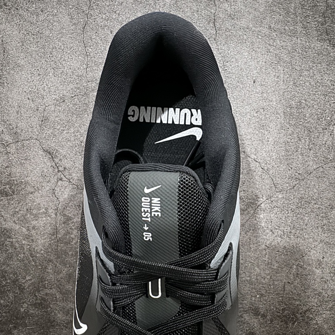 图片[8]-【福利特价】天猫原装 Nike Qust4 Qust5 缓震休闲跑鞋 DD0204-001 渠道货库存特价 品相自观 健身 慢跑神器 两位数穿正品 国内懂的都懂 渠道货 两位数清仓福利 专供 Tmall+实体专柜的货 尺码：39 40 40.5 41 42 42.5 43 44 44.5 45-选品中心