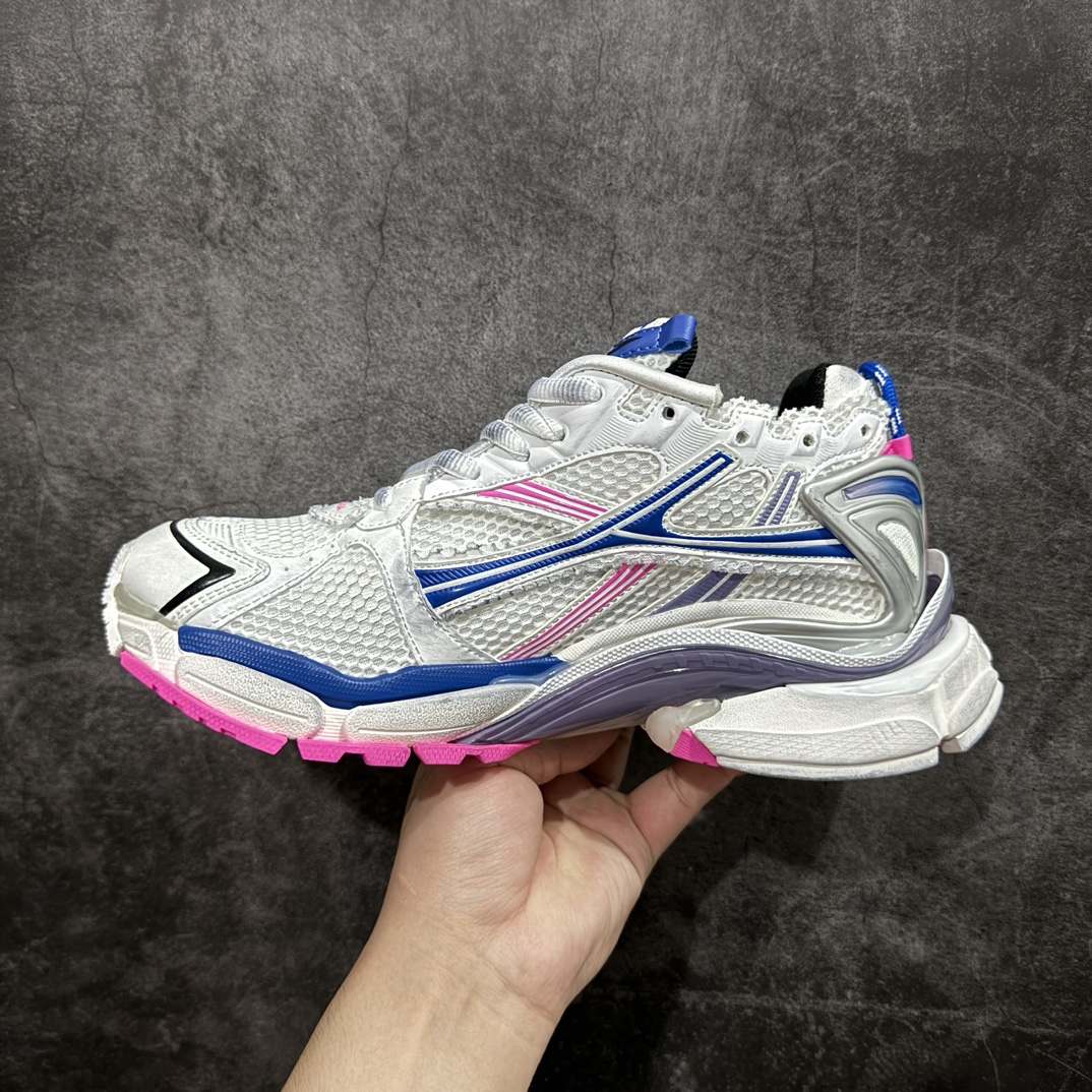 图片[2]-【纯原OK版本】Balenciaga Runner 巴黎世家7.5代 破坏风 手工做旧款复古老爹鞋全新外贸版本 核心配合工厂优势供应该款是通过溢胶 做旧 缝线等细节 展示了设计师 Demna的运动鞋风格 传递复古感 后侧板 翘起的鞋头 展示了 Demna 在结构上的未来构想  尺码：35 36 37 38 39 40 41 42 43 44 45 46 编码：DF500520-鞋库