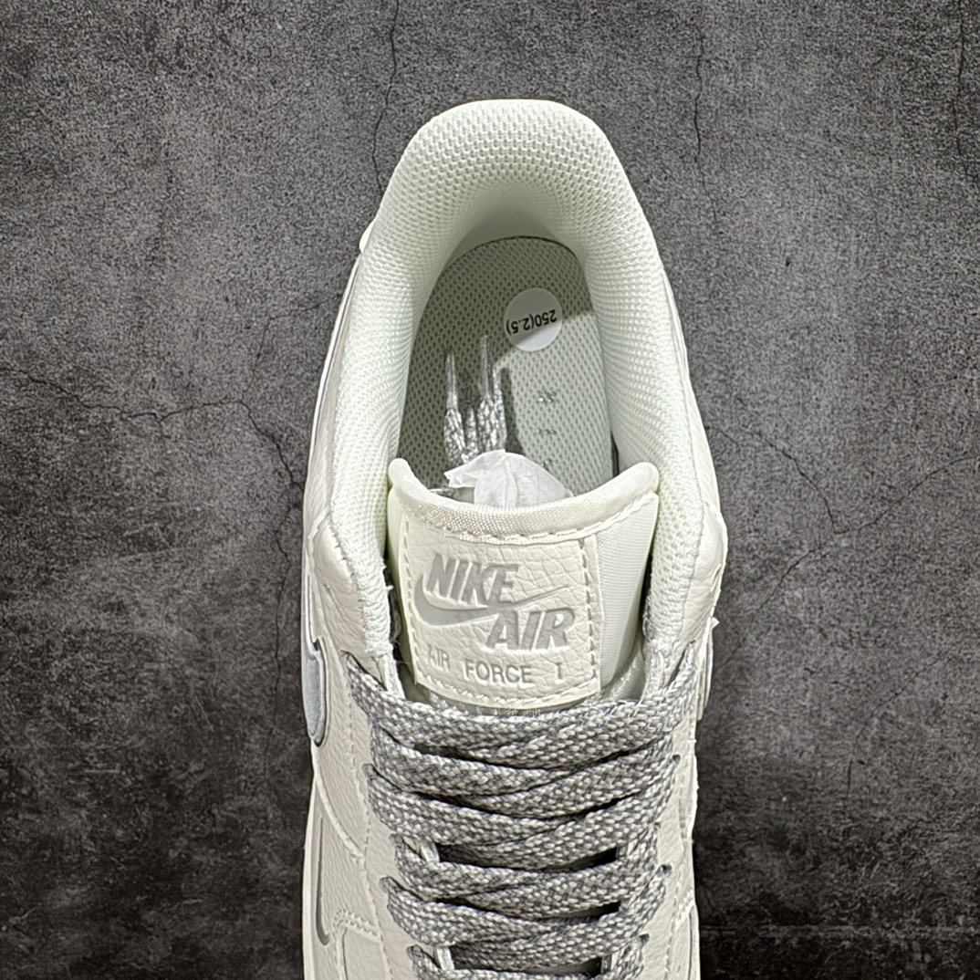 定制版NikeAirForce1Low07白灰小钩满天星原楦头原纸板打造纯正低帮空军版型专注外贸渠道全掌