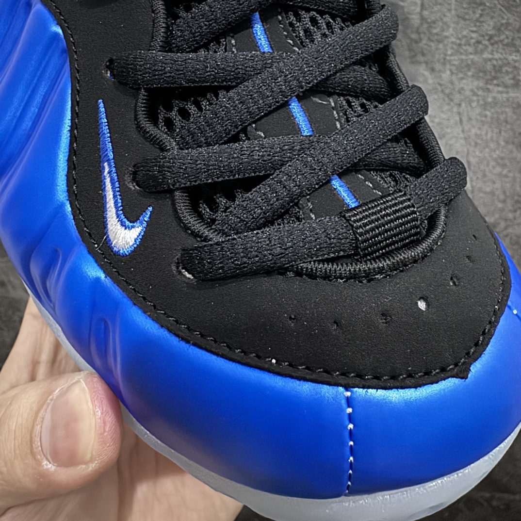 图片[6]-【莞产纯原】NK Air Foamposite Pro 2024新蓝喷 喷泡系列FQ8181-511nn莞产原底面 公司渠道同模具 鞋型发泡360度无死角 双层Zoom气垫植入 中底完美注胶 搭载原厂碳纤维材质n诞生于1997年的NK Air Foamposite系列可以说是整个球鞋历史上最为经典的系列之一 也就是我们常说的“喷”和“泡” 其中“喷”由Foamposite One代言人Penny的英文音译而来 而“泡”则来源于另一款鞋型 Foamposite Pro中\”pro\”的音译 在诞生初期 由于高昂的造价以及超前的外形 Foamposite系列的反对者不在少数 甚至有人认为这款鞋会毁掉整个球鞋行业 但事实证明这双灵感来自于甲虫 自带“黑科技”鞋面以及双层Zoom+大块碳板的太空球鞋不仅受到了大众的接受与追捧 并且成功的影响了篮球鞋的发展SIZE：38.5 39 40 40.5 41 42 42.5 43 44 44.5 45 46 编码：HY570600-鞋库