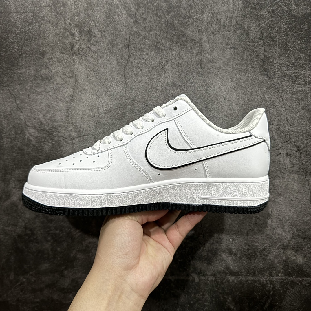 公司级NikeAIRFORCE107空军一号低帮百搭休闲运动板鞋柔软弹性十足的缓震性能和出色的中底设计横