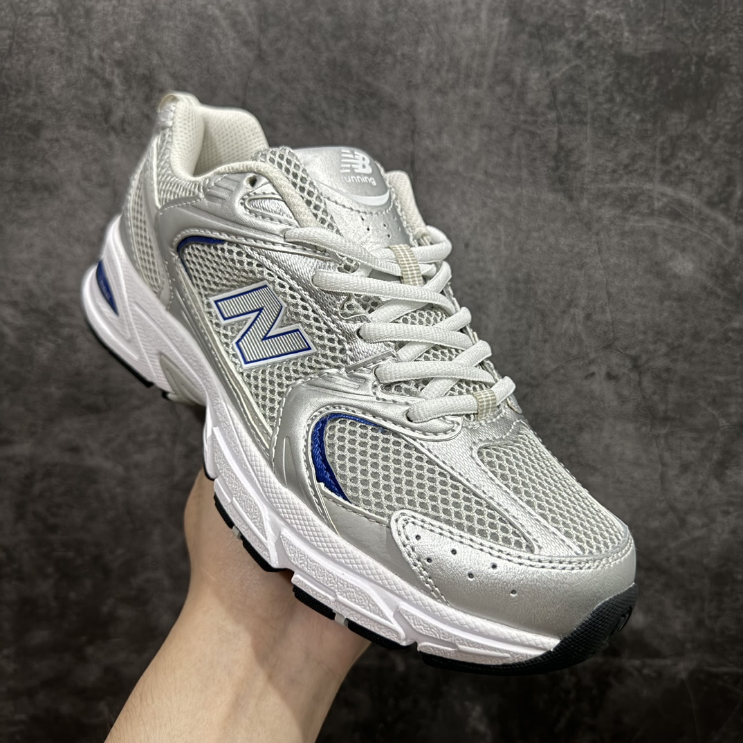 图片[3]-【小PF纯原】New Balance 530 NB530 男女休闲慢跑鞋 MR530BSnn原pf纯原工厂出品n保留原有的版型 清洁度和品质n材料有微调整 价格更具性价比n日韩出口特供订单配套商长期套现长期补货 全新货品正常出厂触屏不到的单价 超级跑量款全套原楦原纸板原厂数据开发 进口三明治网面原装进口翻毛皮料正确绒感卡色 正确中底拉帮中底网布细节 采用轻质牛剖革拼接透气网眼衬垫织物鞋面材质 T-Beam大底提供足步弓支撑 保持步态稳定 后跟搭载外露缓震胶 鞋身整体以各种深浅不一的灰色覆盖 鞋头以淡蓝色调装饰 网眼衬垫通过不规律的色块实现做旧的美感 泛黄的鞋底更是进一步增添了复古气息  尺码：36 37 37.5 38 38.5 39.5 40 40.5 41.5 42 42.5 43 44 44.5 45 编码：MZ220240-鞋库