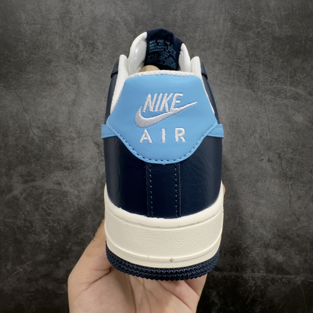 NikeAirForce1Low07BTS白蓝原楦头原纸板打造纯正低帮空军版型专注外贸渠道全掌内置蜂窝气